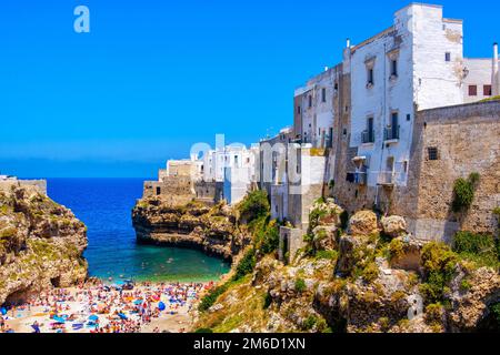 Polignano a Mare - Bari - Puglia - sud Italia Mare Village Laguna Foto Stock