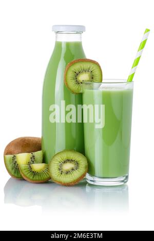 Kiwi frullato verde succo di frutta bere kiwis bicchiere e bottiglia isolato su bianco Foto Stock