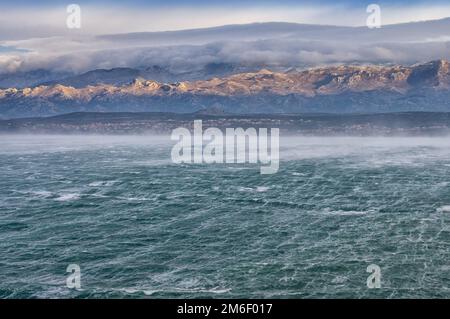 bura di novigrad Foto Stock