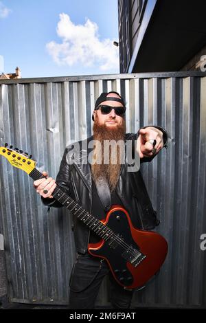 Mikey Demus, chitarrista della band Skindred, O2 Academy, Bristol. Foto Stock