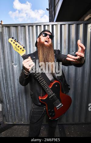 Mikey Demus, chitarrista della band Skindred, O2 Academy, Bristol. Foto Stock