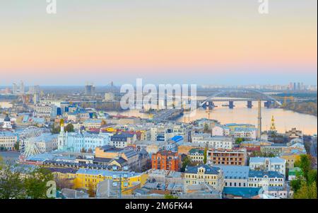 Skyline di Kiev Podil Centro storico Foto Stock