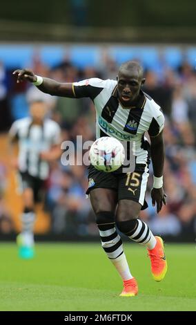 Mohamed Diamé of Newcastle Utd - Aston Villa v Newcastle United, Sky Bet Championship, Villa Park, Birmingham - 24th settembre 2016. Foto Stock