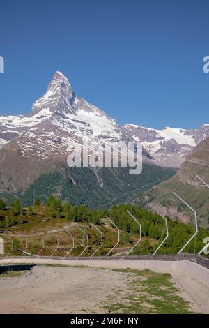 Vista panoramica da Sunnegga - il Matterhorn Peak, la famosa e iconica montagna svizzera nelle Alpi, Zermat Foto Stock
