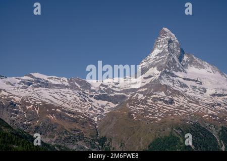 Vista panoramica da Sunnegga - il Matterhorn Peak, la famosa e iconica montagna svizzera nelle Alpi, Zermat Foto Stock