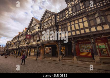 Chester - Maggio 25 2022: Città medievale di Chester, Inghilterra. Foto Stock