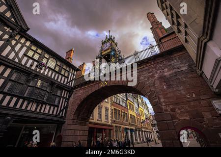 Chester - Maggio 25 2022: Città medievale di Chester, Inghilterra. Foto Stock
