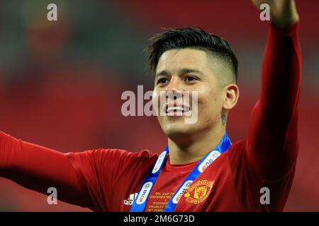 Ander Herrera del Manchester United celebra la vittoria alla finale della Coppa EFL - Manchester United contro Southampton, finale della Coppa EFL, Wembley Stadium, Londra - 26th febbraio 2017. Foto Stock