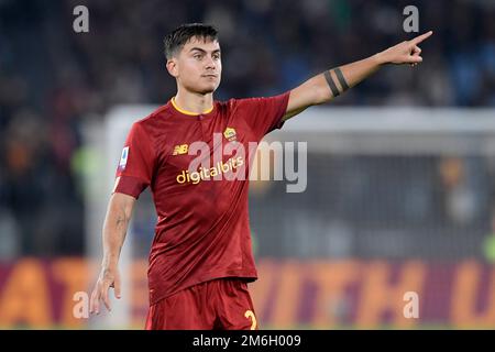 Roma, Italia. 04th Jan, 2023. Paulo Dybala di AS Roma durante la Serie Una partita di calcio tra AS Roma e Bologna FC allo stadio Olimpico di Roma (Italia), 4th gennaio 2023. Foto Antonietta Baldassarre/Insidefoto Credit: Insidefoto di andrea staccioli/Alamy Live News Foto Stock