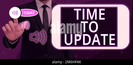 Tempo di aggiornamento delle didascalie concettuali. Parola scritta sulle ultime informazioni su una particolare situazione Foto Stock