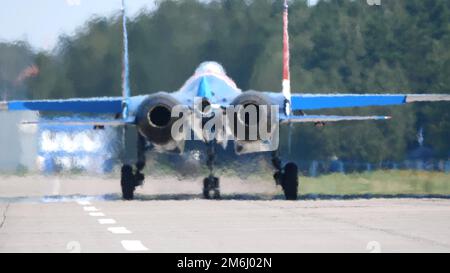 Mosca Russia Zhukovsky Airfield 31 agosto 2019: Squadre di aeronautica Russian Knights su aerei su-30 del settore aerospaziale internazionale Foto Stock