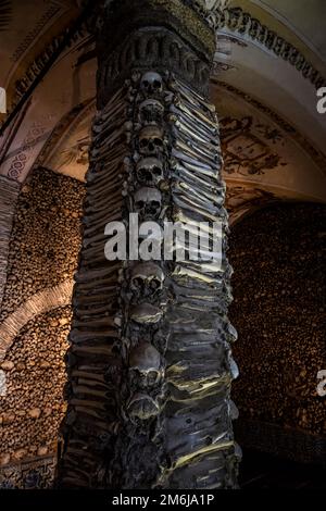 La Cappella delle ossa a Evora, Portogallo Foto Stock