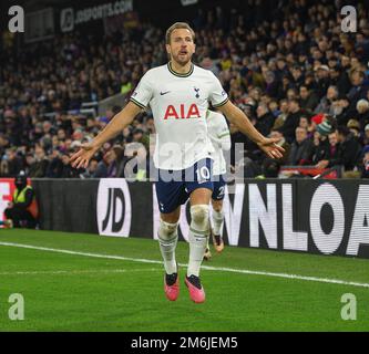 Londra, Regno Unito. 04th Jan, 2023. 04 gennaio 2023 - Crystal Palace v Tottenham Hotspur - Premier League - Selhurst Park Harry Kane di Tottenham celebra il suo primo goal durante la partita della Premier League contro Crystal Palace. Picture Credit: Notizie dal vivo su Mark Pain/Alamy Foto Stock