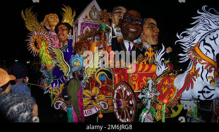 Capodanno Junkanoo 2023 Street Parade Celebration a Nassau Bahamas Foto Stock