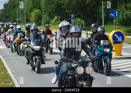 Chelm, Lubelskie, Polonia - 18 giugno 2022: Rally dei motociclisti a Chelm al MotoKropla 2022 Foto Stock