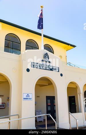 Bondi surf bathers LIFE Saving club house edificio, il più antico surf salvavita club del mondo, Bondi Beach, Sydney, NSW, Australia estate 2023 Foto Stock