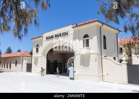 Bondi Pavilion edificio culturale che ospita mostre e galleria d'arte, edificio storico, Bondi Beach, Sydney, NSW, Australia Foto Stock