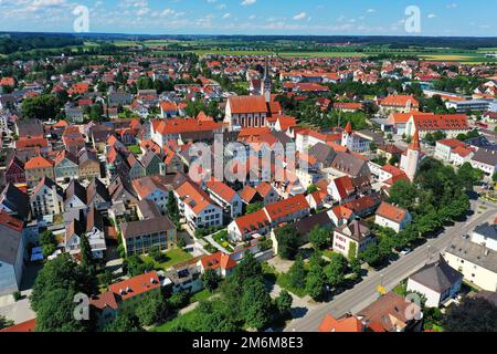 Vista aerea di Mindelheim con attrazioni turistiche dalla città Foto Stock