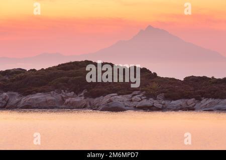 Silhouette del Sacro Monte Athos, Grecia Foto Stock