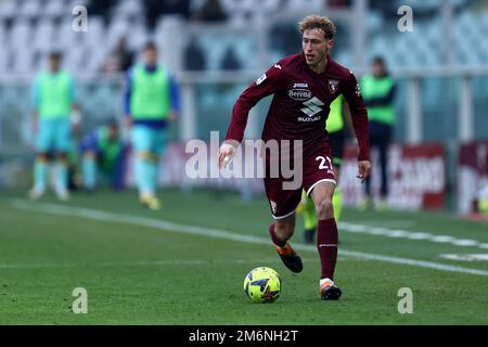 Torino, Italy. 24th Sep, 2023. September 24, 2023, Torino, Piemonte, Italy:  Olimpic Stadium Grande Torino, 24.09.23 Head Coach Torino FC Ivan Juric  during the Serie A match Torino FC v AS Roma