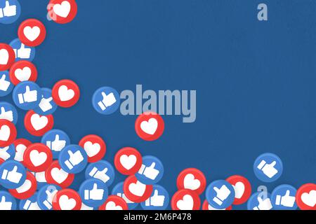 I social media si alzano e le icone del cuore si delimitano sul vettore di sfondo blu Illustrazione Vettoriale