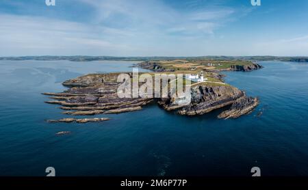 Vista aerea del faro di Galley Head nella contea di Cork Foto Stock