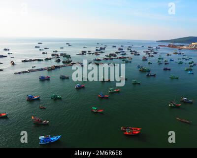 Vista aerea Villaggio di pesca, Phu Quoc, Vietnam, Sud Est asiatico #Asia #Vietnam #SouthEastAsia #slowtravel #paesaggi #loveasia Foto Stock