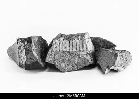 minerale di acciaio, prodotto da minerale di ferro, carbone e calce. Lega metallica, uso industriale. Foto Stock