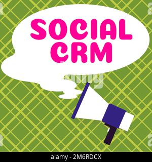 Scrittura a mano segno Social CRM. Vetrina aziendale la gestione delle relazioni con i clienti era utilizzata per interagire con i clienti Foto Stock