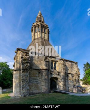 L'edificio Abbot's Kitchen presso l'Abbazia di Glastonbury Foto Stock