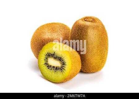 Vista su kiwifruit freschi, maturi e pelosi, o su kiwi o frutti di bosco d'oca cinesi. Foto Stock