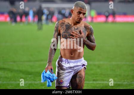 Stadio Artemio Franchi, Firenze, 04 gennaio 2023, Domilson Cordeiro dos Santos 'Dodo' (ACF Fiorentina) disprezza per la sconfitta durante ACF Foto Stock