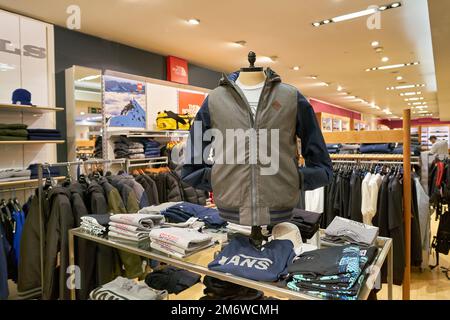 ROMA, ITALIA - CIRCA NOVEMBRE 2017: Interior shot del negozio Rinascente a Roma. Foto Stock