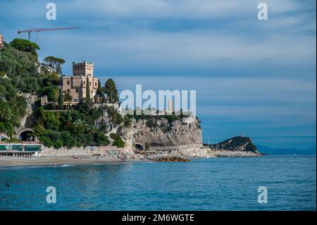 Spiaggia di finale Ligure Foto Stock