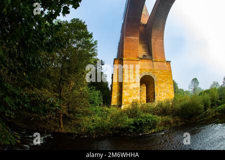 Robusti supporti a ponte. Germania Foto Stock