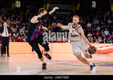 Barcellona, Spagna - 05/01/2023, Niccolo Mannion di Virtus Segafredo Bologna durante la partita di pallacanestro della Turkish Airlines Eurolega tra FC Barcelona e Virtus Segafredo Bologna il 5 gennaio 2023 al Palau Blaugrana di Barcellona, Spagna - Foto: Javier Borrego/DPPI/LiveMedia Foto Stock