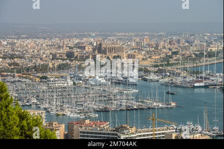 Stadtpanorama, Puerto de Palma, Palma, Maiorca, Spagna Foto Stock