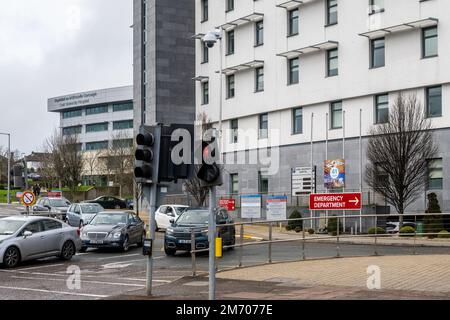 Cork, Irlanda. 6th Jan, 2023. La crisi sovraffollante dell'ospedale continua e sembra che peggiorerà prima che migliori. Il CUH è attualmente l'ospedale più affollato del paese. Credit: AG News/Alamy Live News Foto Stock