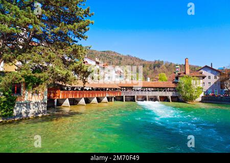 Bellissima città di Thun, Lago di Thunersee, alpi svizzere, Svizzera Foto Stock