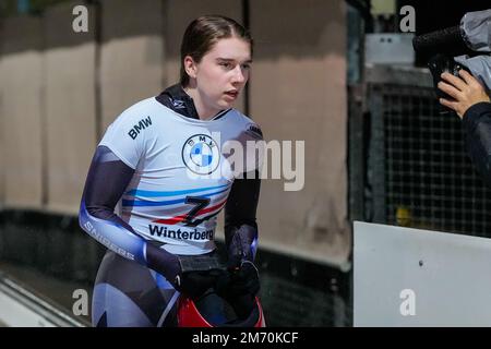 WINTERBERG, GERMANIA - GENNAIO 6: Hallie Clarke degli Stati Uniti gareggia nello scheletro femminile durante la BMW IBSF Bob & Skeleton World Cup alla Veltins-EisArena il 6 Gennaio 2023 a Winterberg, Germania (Foto di Patrick Goosen/Orange Pictures) Foto Stock