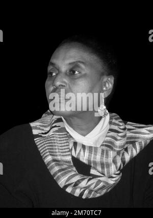 Miriam Makeba. Ritratto della cantante e cantautrice sudafricana, Zenzile Miriam Makeba (1932-2008), foto di Bernard Gotfryd, 1986 Foto Stock