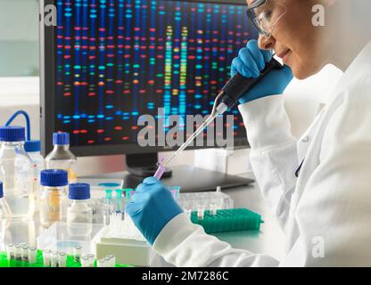 Ricerca del DNA Foto Stock