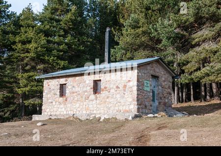 Rifugio Boumort, Cap de Boumort, Serra de Boumort, Pre-Pirenei, Catalogna, Spagna Foto Stock