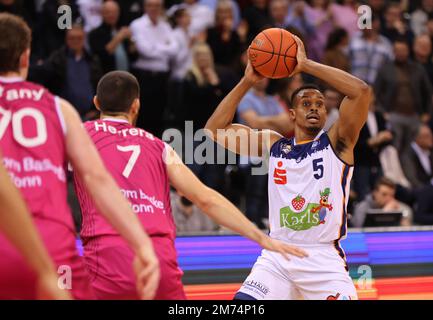 Bonn, Germania. 06th Jan, 2023. Telekom Dome, Basketball Bundesliga, Matchday 14, Telekom Basket Bonn vs Rostock SeaWolves, Chris carter (Rostock) Credit: Juergen Schwarz/Alamy Live News Foto Stock