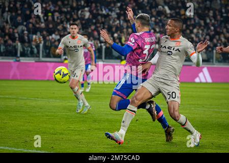 Torino, Italia. 07th Jan, 2023. Torino. Serie A Tim League match valida per il campionato 2022/2023 Juventus vs Udinese allo stadio Allianz nella foto: Weston McKennie Credit: Independent Photo Agency/Alamy Live News Foto Stock