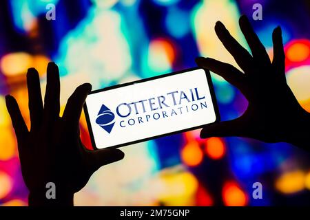 Brasile. 7th Jan, 2023. In questa immagine, il logo Otter Tail Corporation viene visualizzato sullo schermo dello smartphone. (Credit Image: © Rafael Henrique/SOPA Images via ZUMA Press Wire) Foto Stock