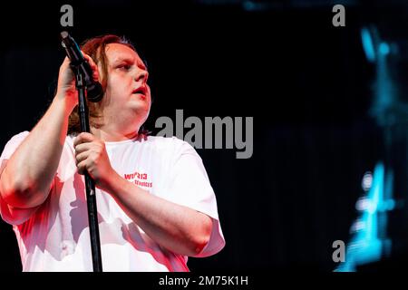 Biddinghuizen, Paesi Bassi. 21st ago, 2022. Lewis Capaldi suona dal vivo al Lowlands Festival 2022 il 21 agosto 2022 a Biddinghuizen, Olanda. (Foto di Roberto Finizio/NurPhoto) Credit: NurPhoto SRL/Alamy Live News Foto Stock