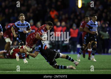 Cardiff, Regno Unito. 07th Jan, 2023. DaN Davis di Scarlets è affrontato. United Rugby Championship, Cardiff Rugby v Scarlets al BT Sport Cardiff Arms Park di Cardiff, Galles, sabato 7th gennaio 2023. pic di Andrew Orchard/Andrew Orchard sports photography/Alamy Live news Credit: Andrew Orchard sports photography/Alamy Live News Foto Stock