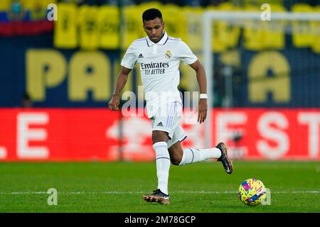 Rodrygo va del Real Madrid durante la partita la Liga tra Villarreal CF-Real Madrid CF giocato allo Stadio la Ceramica il 07 dicembre 2023 a Villarreal, Spagna. (Foto di Sergio Ruiz / PRESSIN) Foto Stock