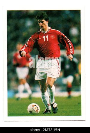 Brian Laudrup Glasgow Rangers e Danimarca giocatore di calcio PG Tips International Soccer Stars Football Trading Card Foto Stock